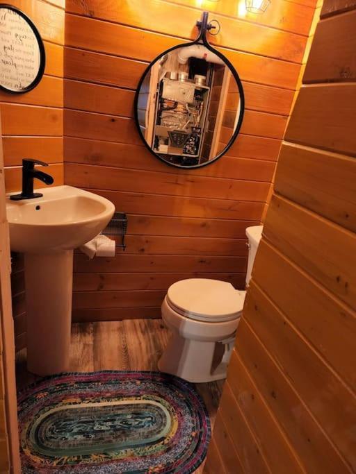 The Eagle'S Nest Treehouse Cabin Palmer Exteriör bild