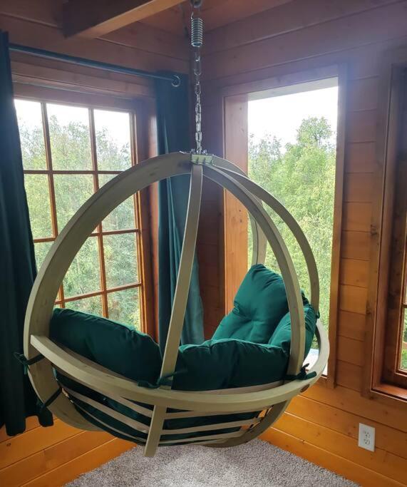 The Eagle'S Nest Treehouse Cabin Palmer Exteriör bild