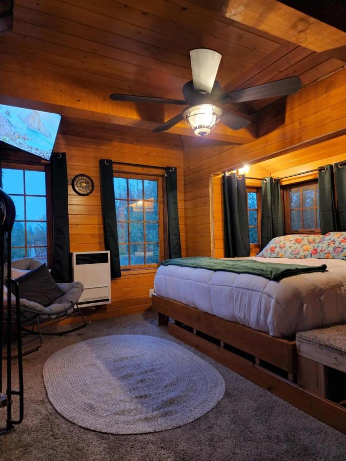 The Eagle'S Nest Treehouse Cabin Palmer Exteriör bild