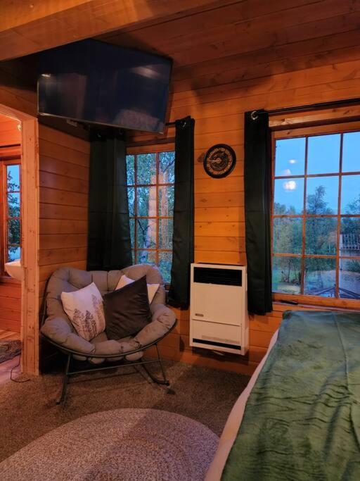 The Eagle'S Nest Treehouse Cabin Palmer Exteriör bild