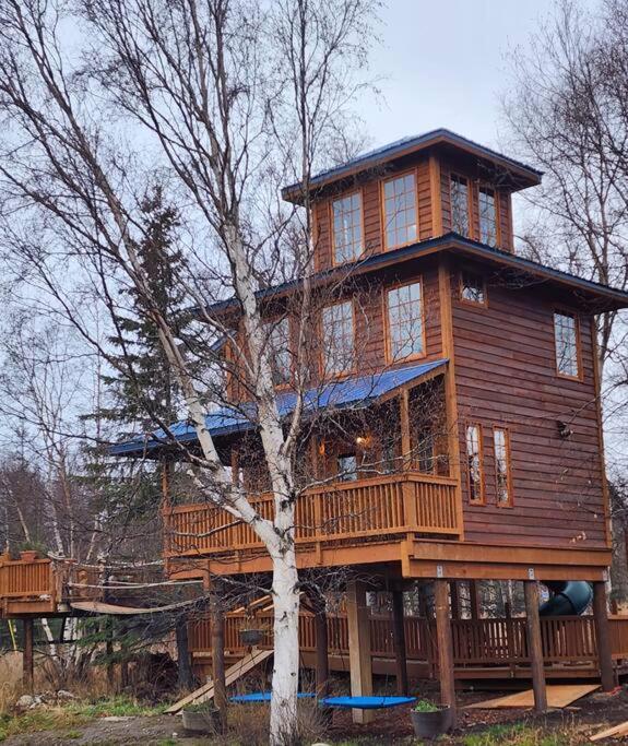 The Eagle'S Nest Treehouse Cabin Palmer Exteriör bild