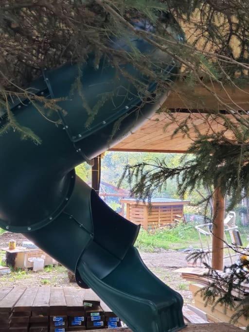 The Eagle'S Nest Treehouse Cabin Palmer Exteriör bild